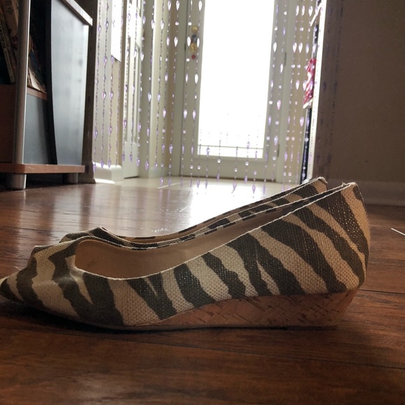 Talbots Peep toe heels - Picture 2 of 8